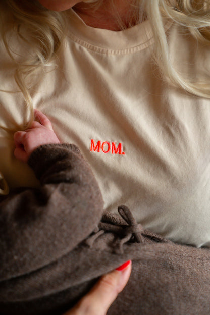 Borstvoedings    T-shirt      kleur: beige